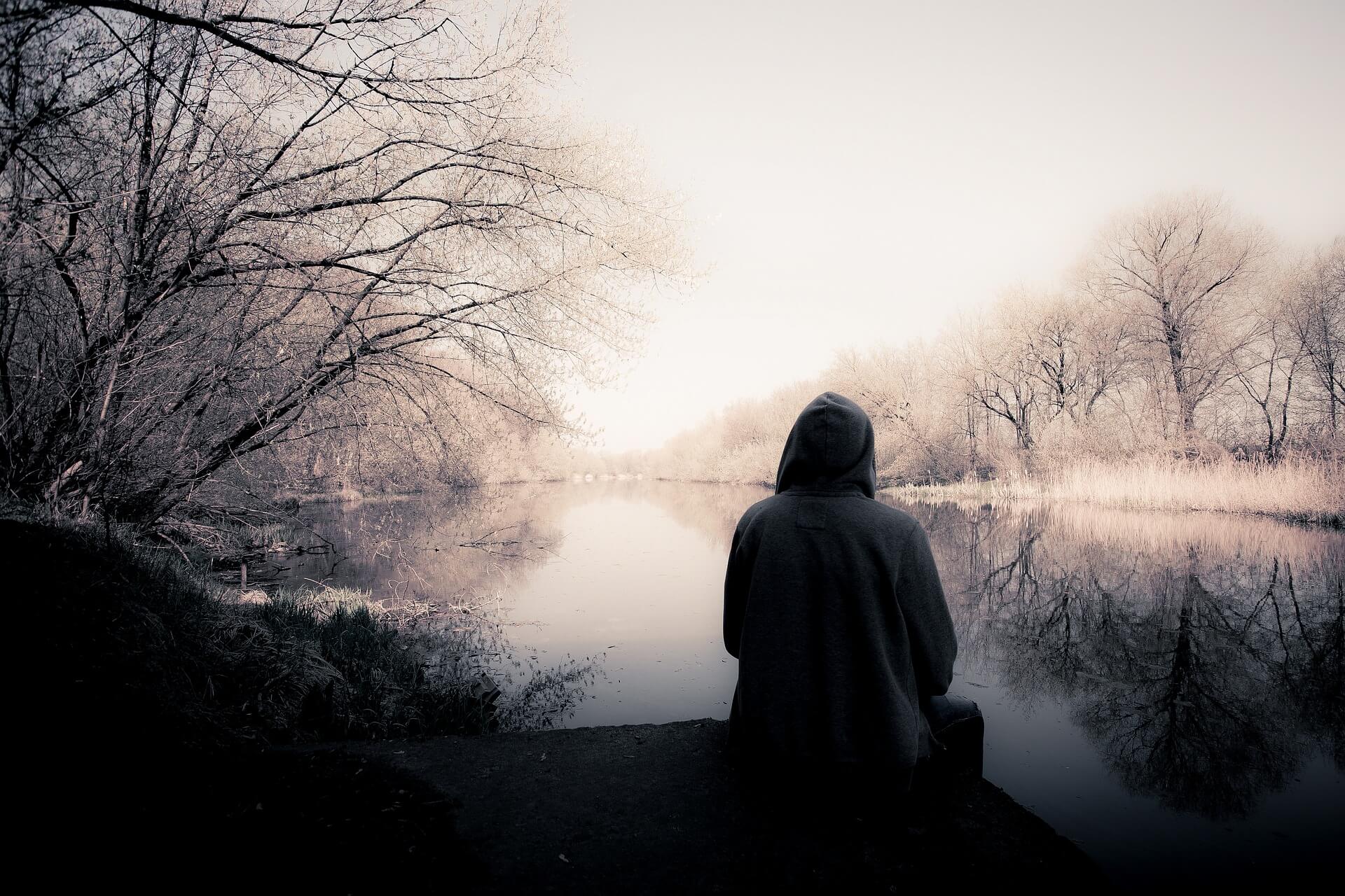 Person ist traurig und hat Angst